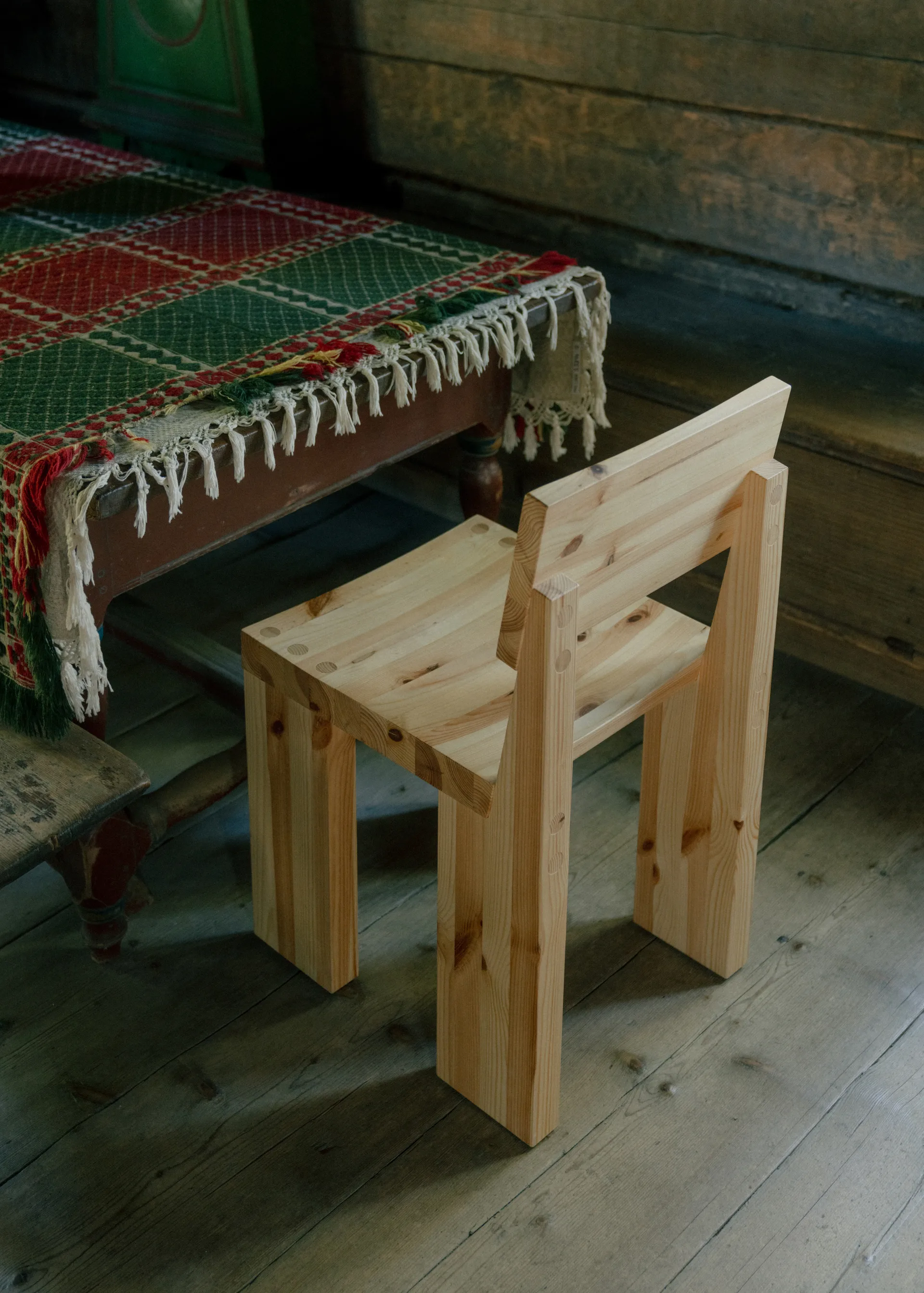 001 Dining Chair stol, Matt oljevaxad furu Vaarnii