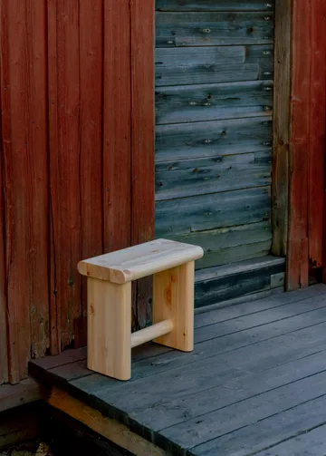 002 Ast Stool pall - Matt oljevaxad furu, 55x26x45 cm - Vaarnii