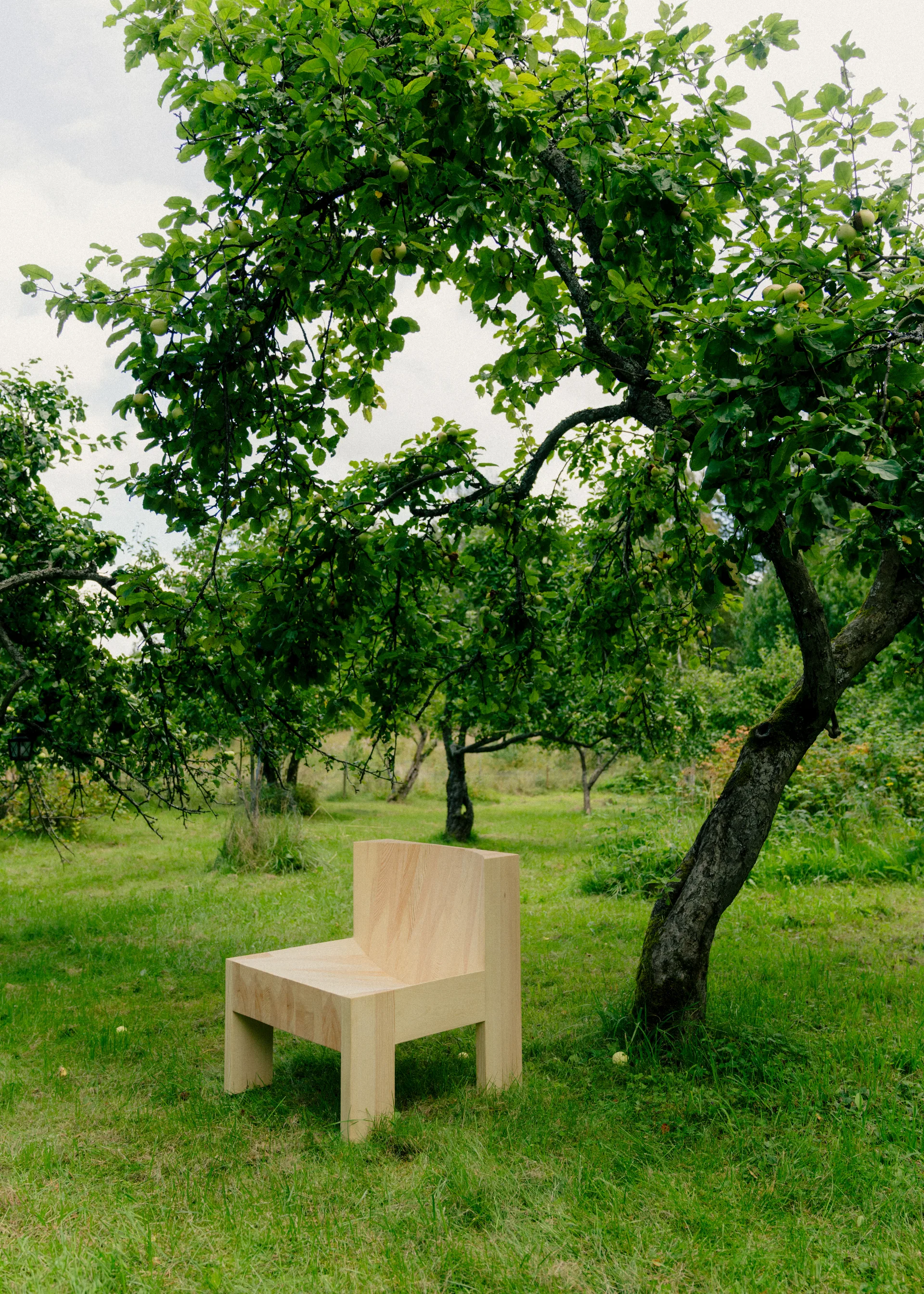 005 Lounge Chair loungestol, Matt oljevaxad furu Vaarnii