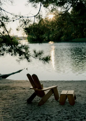 015 Peace Outdoor Lounge Chair loungestol - Värmebehandlad furu - Vaarnii