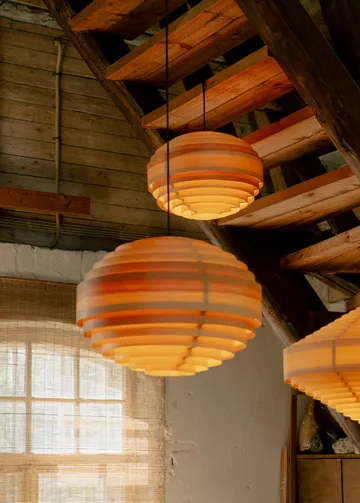 1002 Hans Pendant pendel - Matt oljevaxad furu, Ø46 cm - Vaarnii