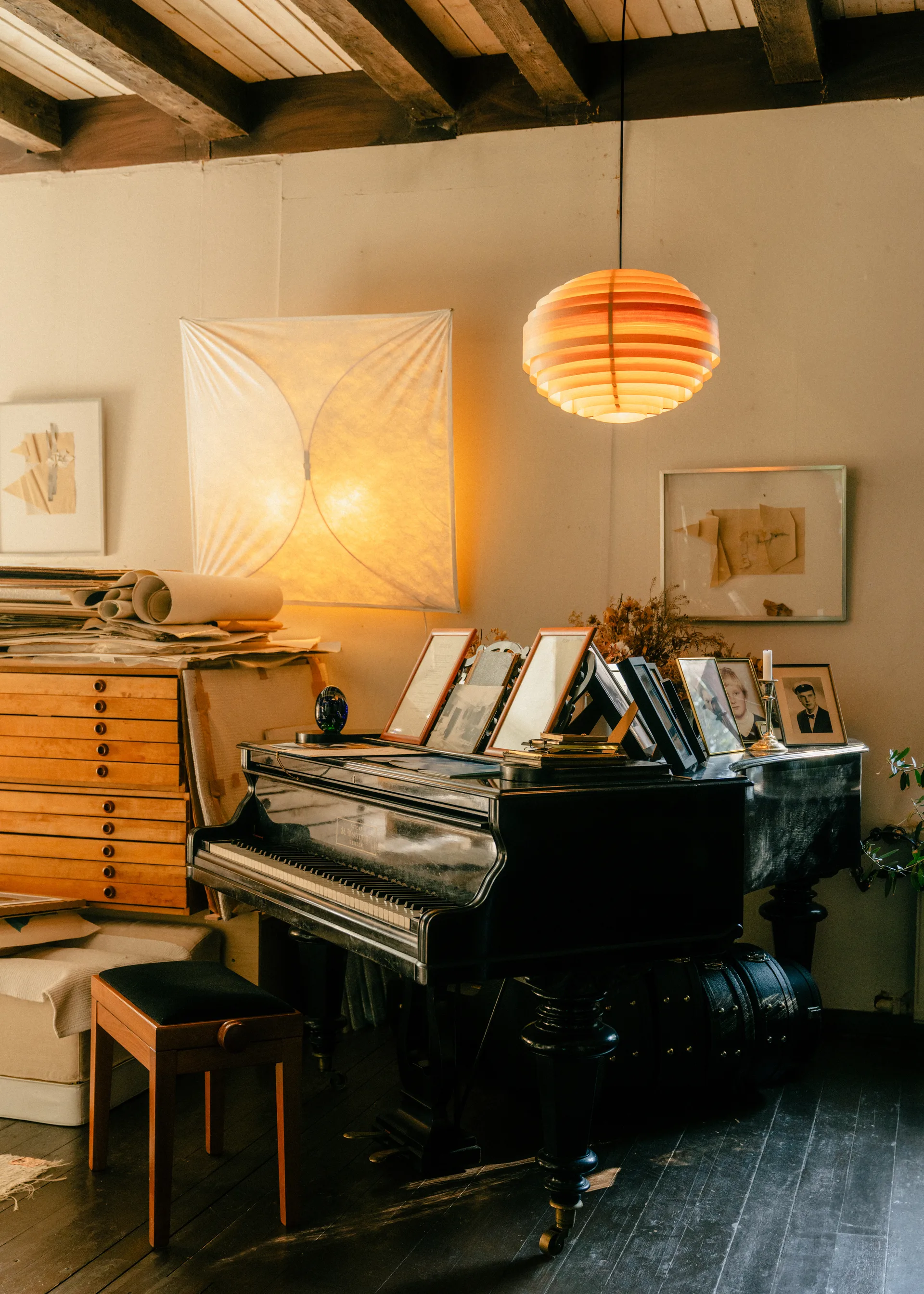 1002 Hans Pendant pendel, Matt oljevaxad furu, Ø46 cm Vaarnii