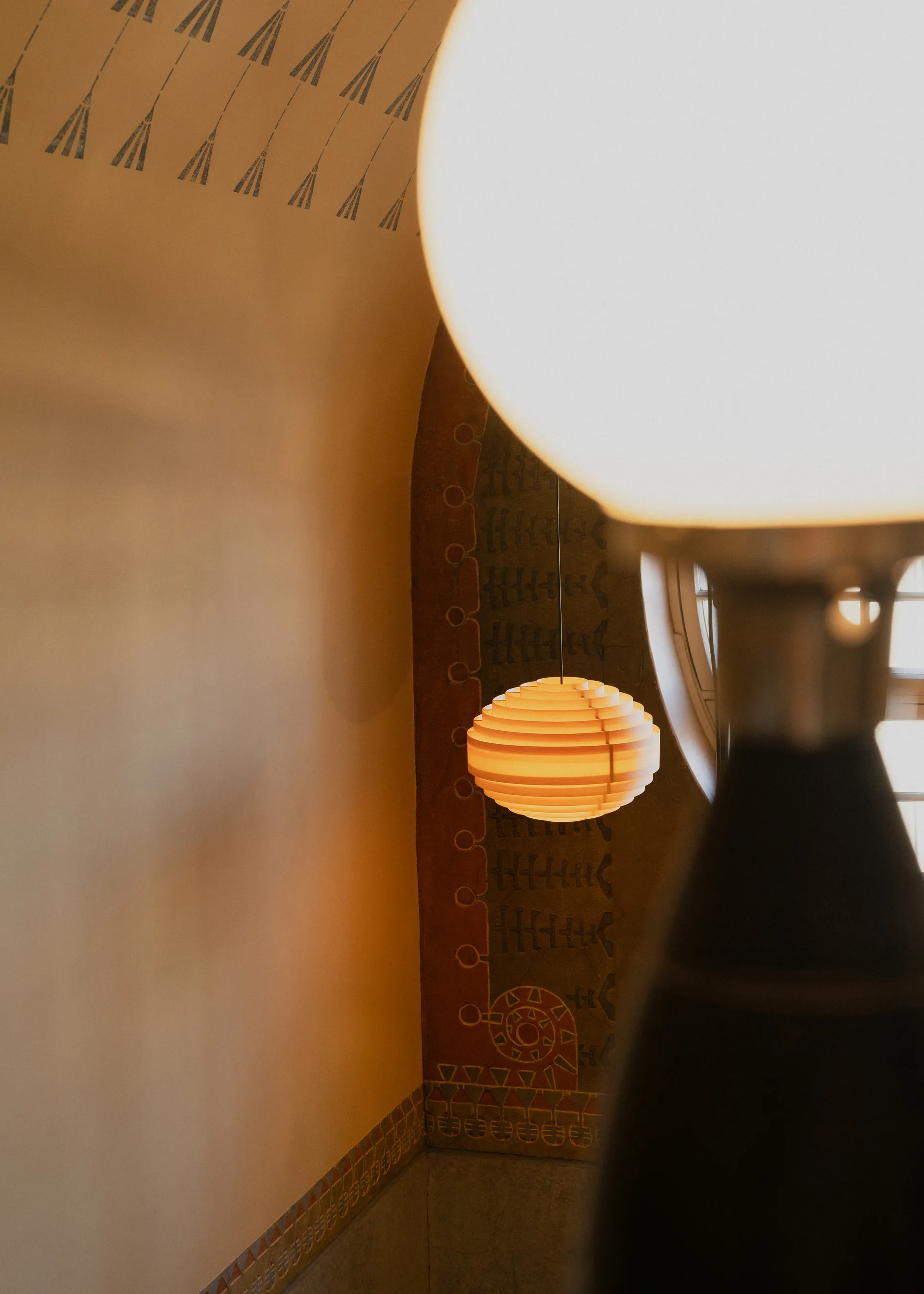 1002 Hans Pendant pendel, Matt oljevaxad furu, Ø46 cm Vaarnii