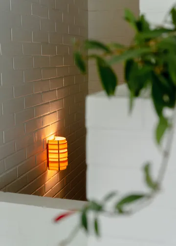 1004 Hans Wall Light vägglampa - Matt oljevaxad furu, 16x24 cm - Vaarnii