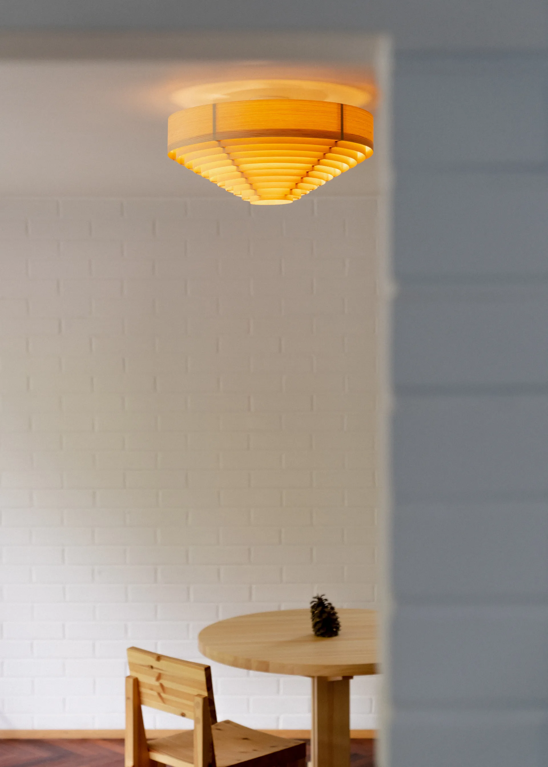 1005 Hans Ceiling Light plafond, Matt oljevaxad furu, Ø42 cm Vaarnii