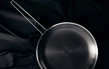 Kroma stekpanna - Rostfritt stål, Ø28 cm - Vargen & Thor