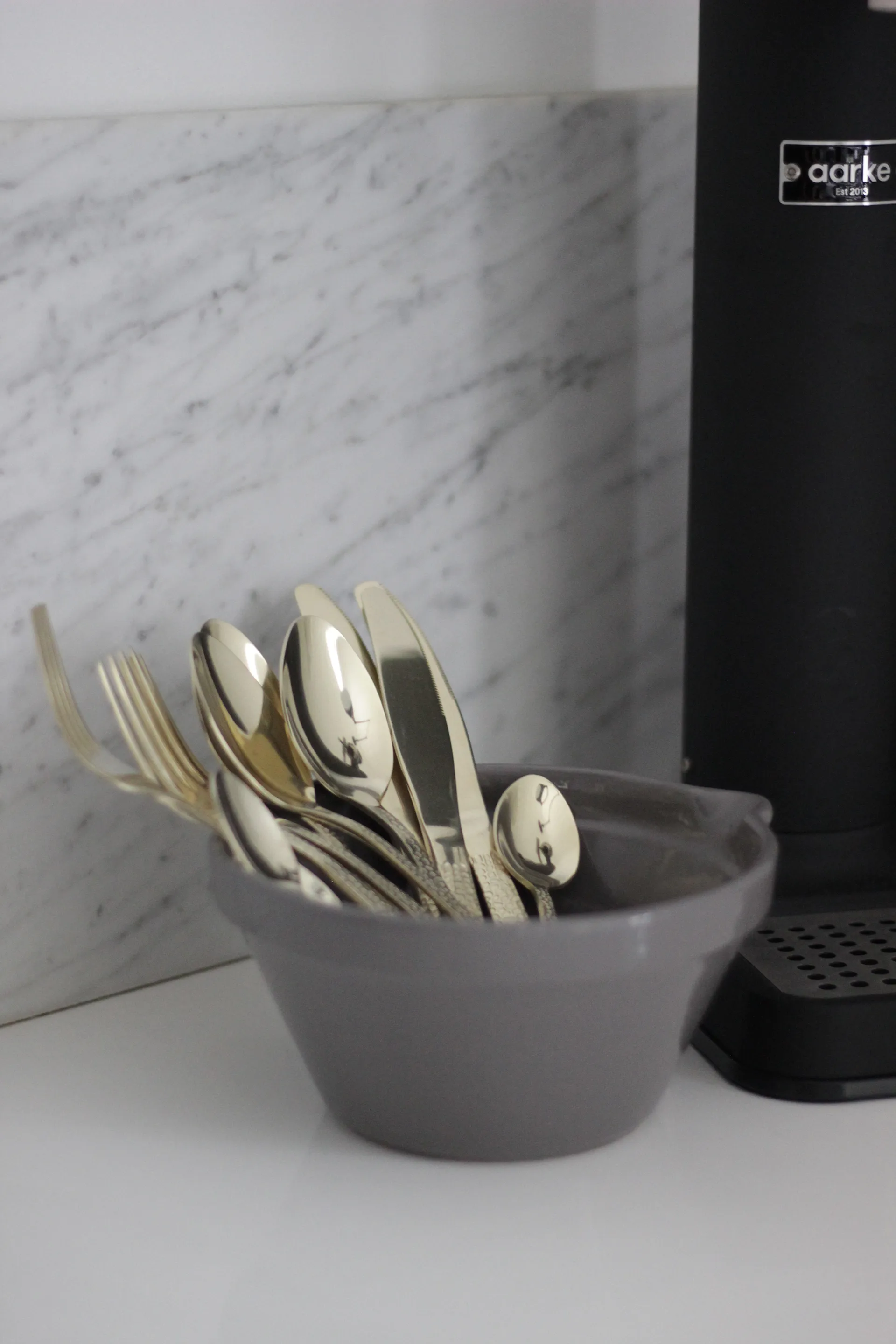 Vargen & Thor bestickset 16 delar, Aura, cava Vargen & Thor