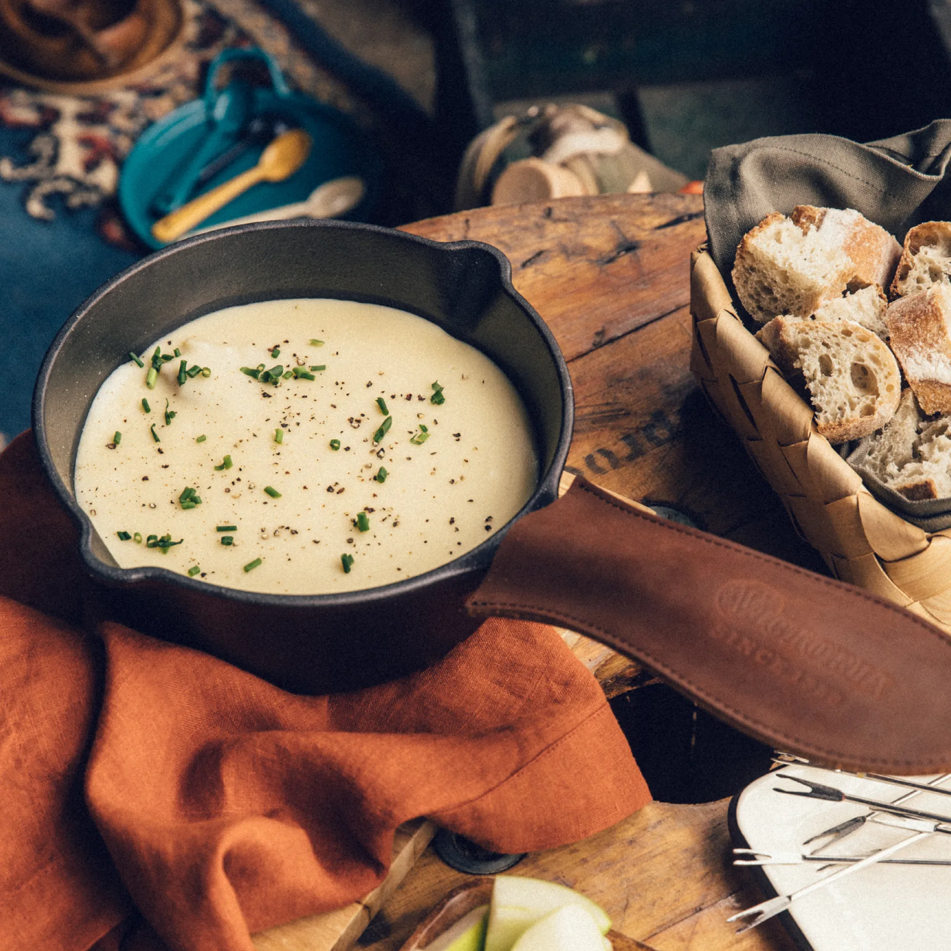 Gjutjärnskastrull Ø22 cm, Mattsvart Victoria