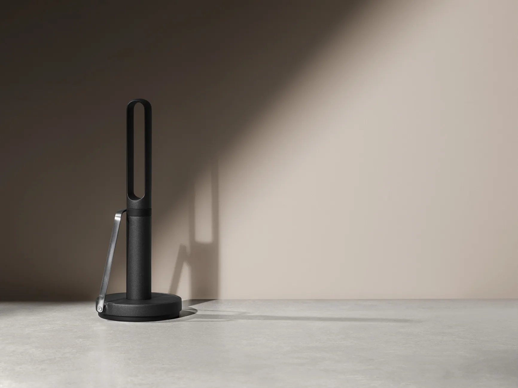 Vipp266 köksrullehållare 30 cm, Black Vipp