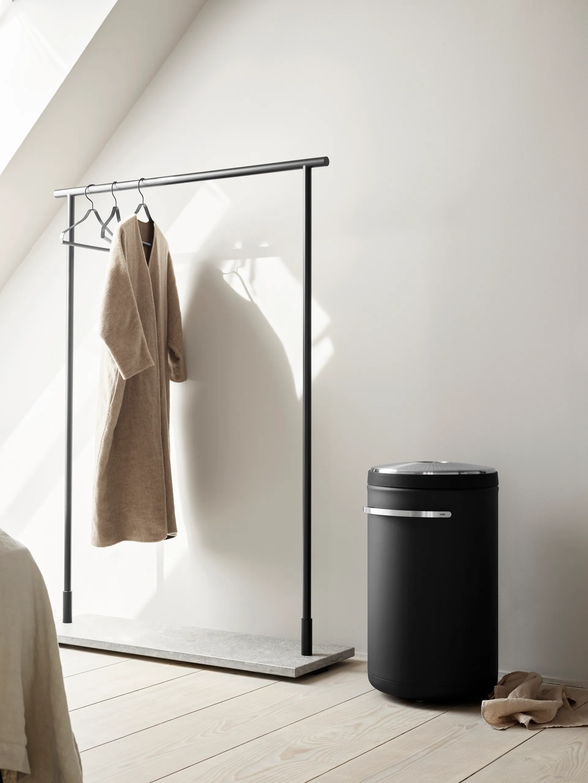 Vipp441 tvättkorg Ø39x69 cm, Matt black Vipp