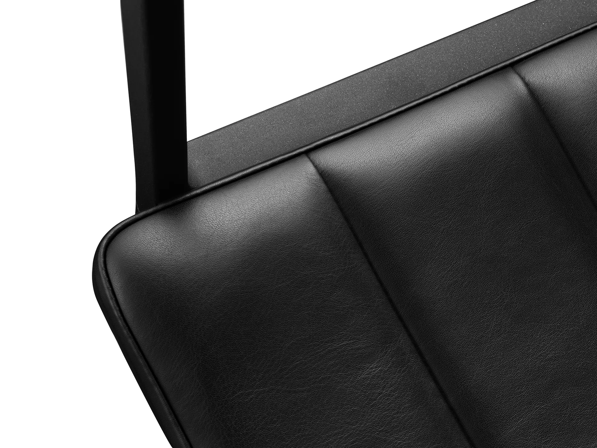 Vipp451 stol, Black aluminium-black leather Vipp