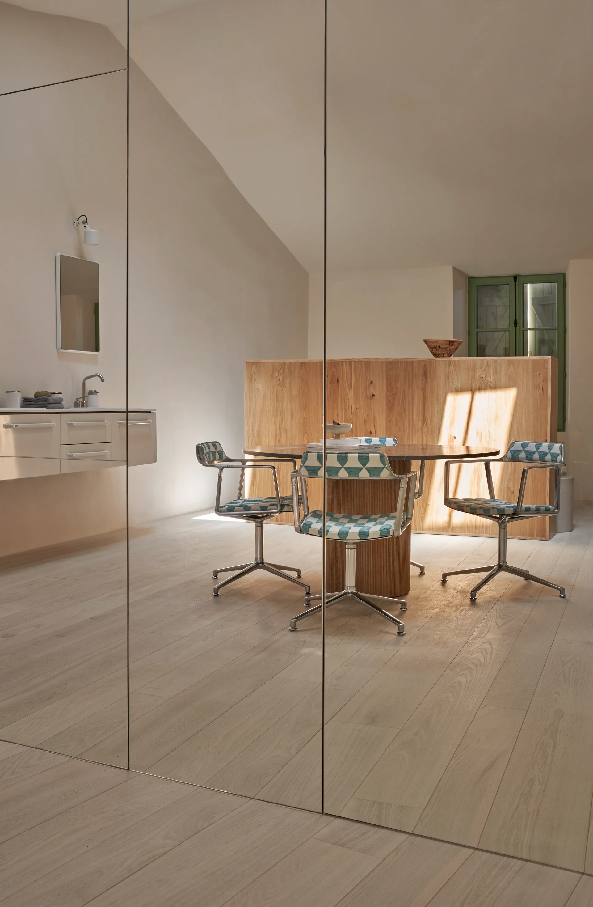 Vipp452 Swivel kontorsstol Guesthouse Edition, Lagrasse France-pol. aluminium Vipp