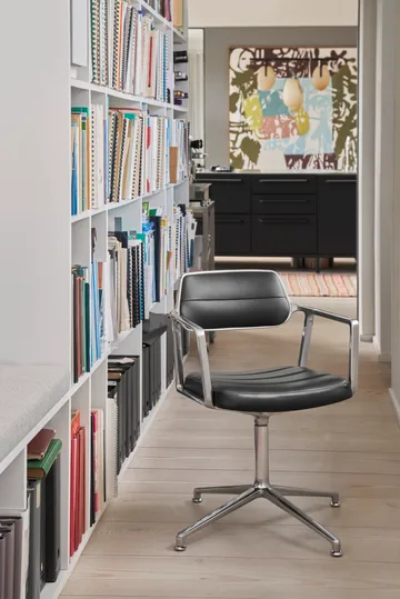 Vipp453 Swivel kontorsstol - Leather black-pol. aluminium - Vipp