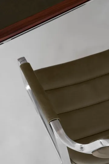 Vipp453 Swivel kontorsstol med hjul - Leather bosco green-pol. aluminium - Vipp