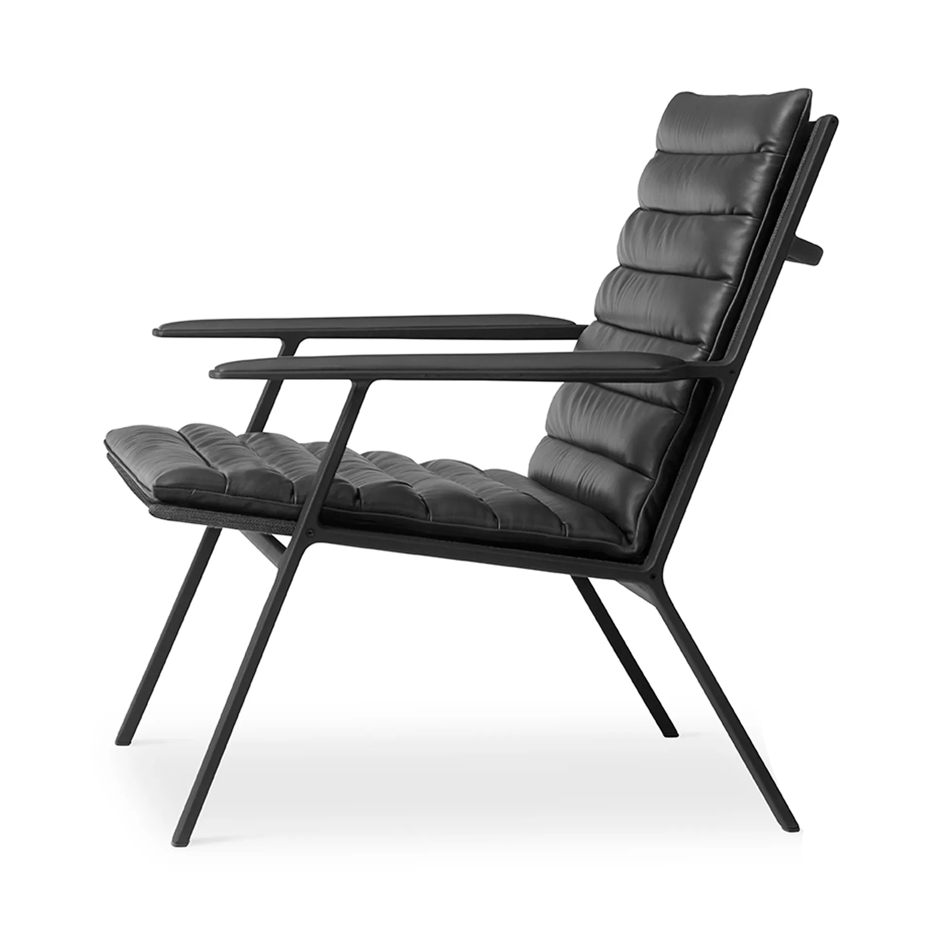Vipp456 loungefåtölj, Black aluminium-black leather Vipp