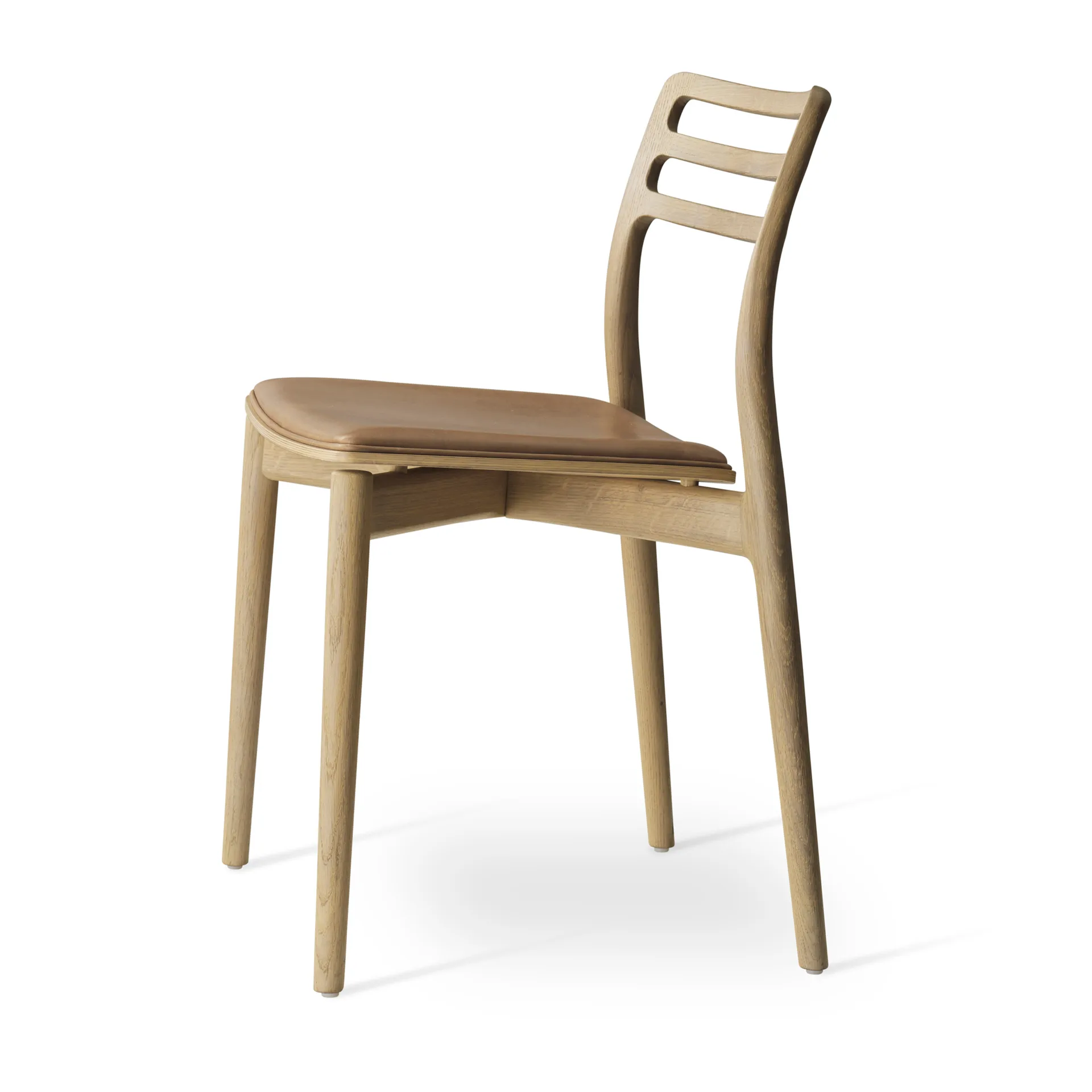 Vipp481 Cabin stol, Light oak-sand leather Vipp