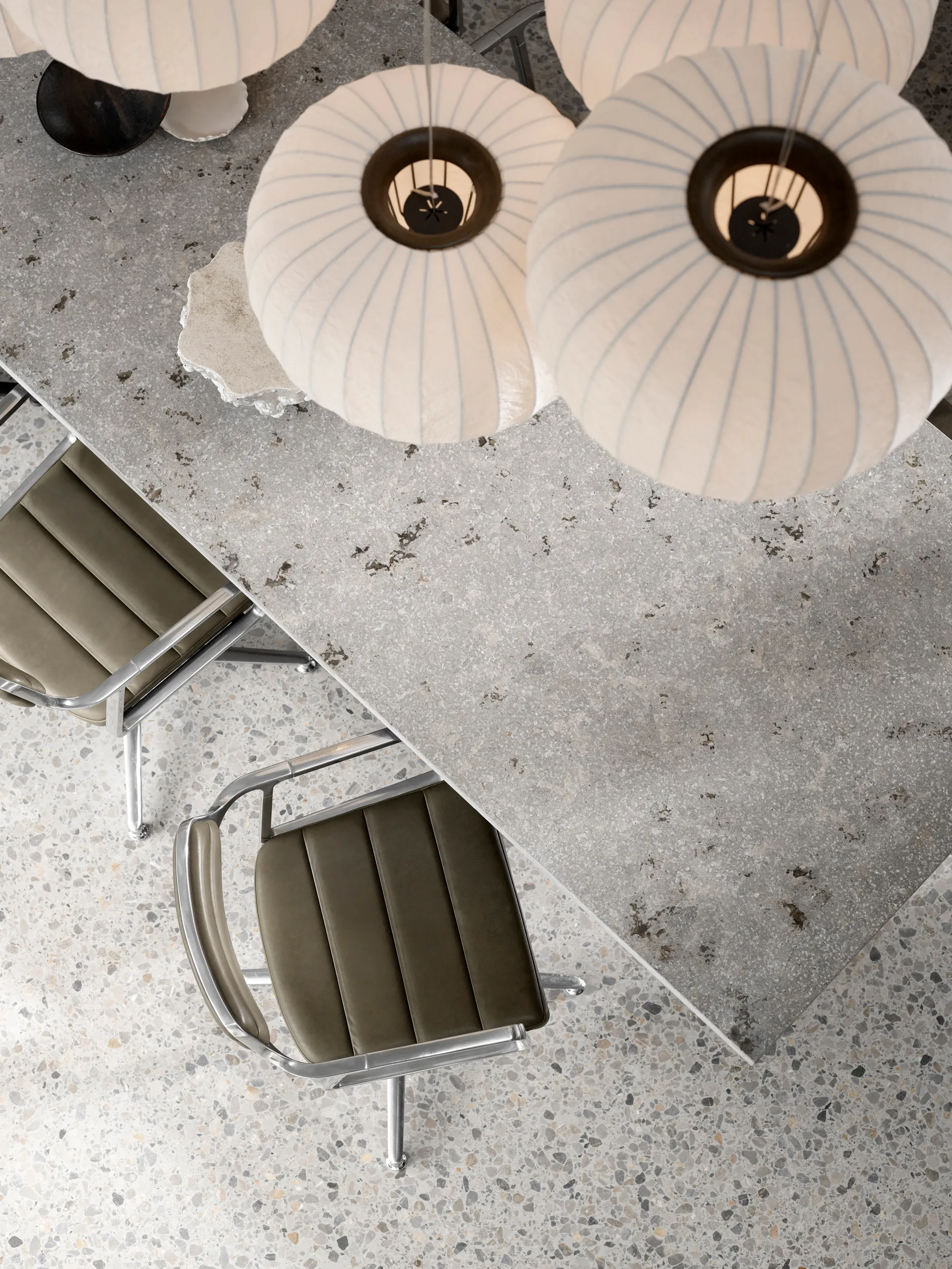 Vipp496 Cabin matbord 250x100x72,5 cm, Stone top-dark oak Vipp