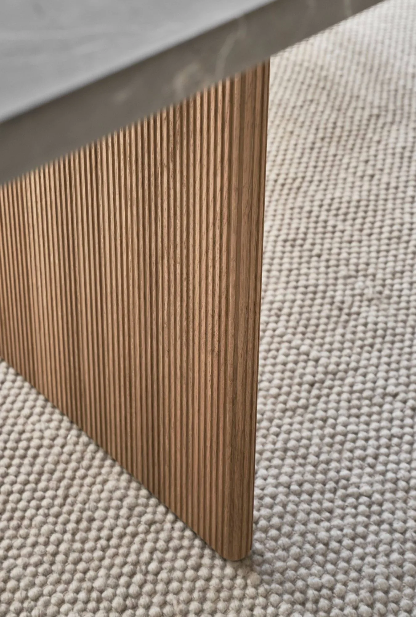 Vipp496 Cabin square bord, Pietra Grey-light oak, 250x100x74 cm Vipp