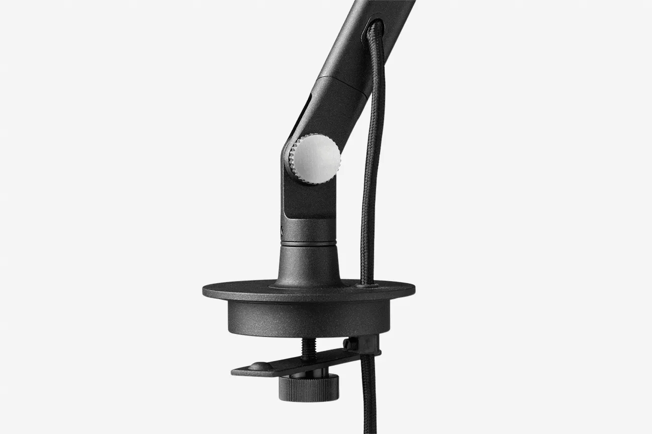 Vipp521 skrivbordslampa med fäste, Black Vipp