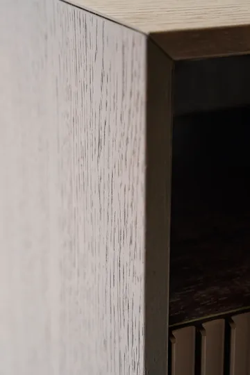 Vipp672 sängbord - Mörk ek-ljus aluminium, vägg, 31,5x48x38 cm - Vipp