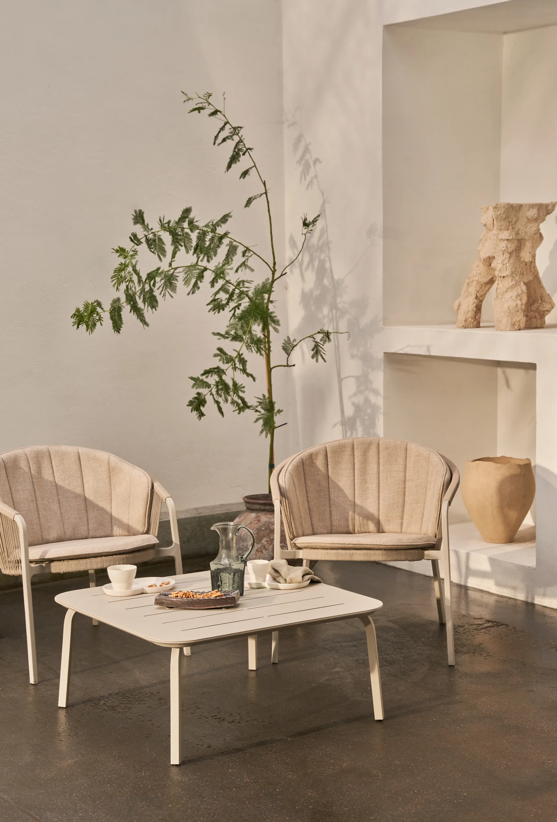 Vipp707 Lagrasse soffbord, Warm grey, 79x79x35 cm Vipp