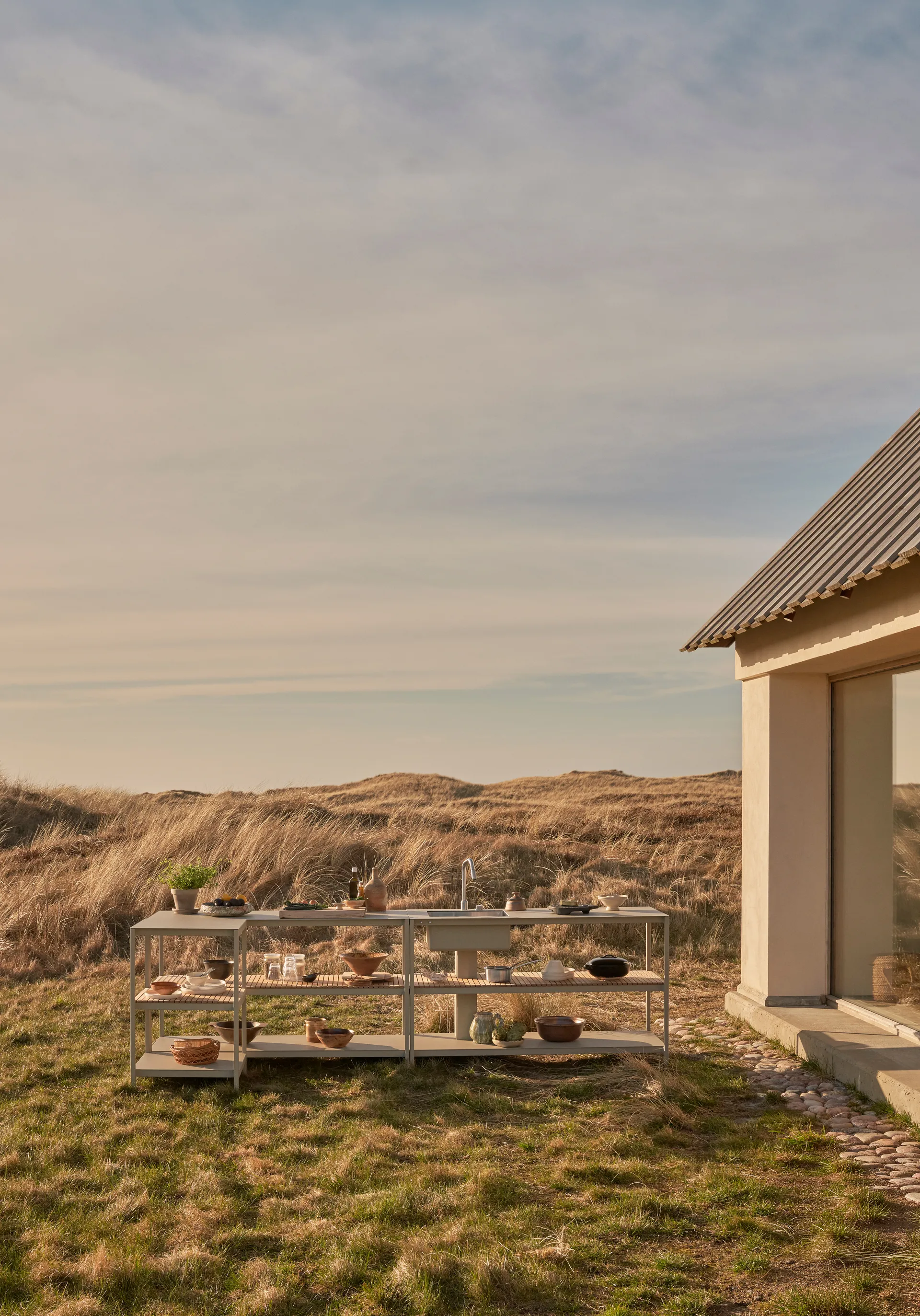 Vipp741 Open-Air köksmodul large, Warm grey, 154x59x93 cm Vipp