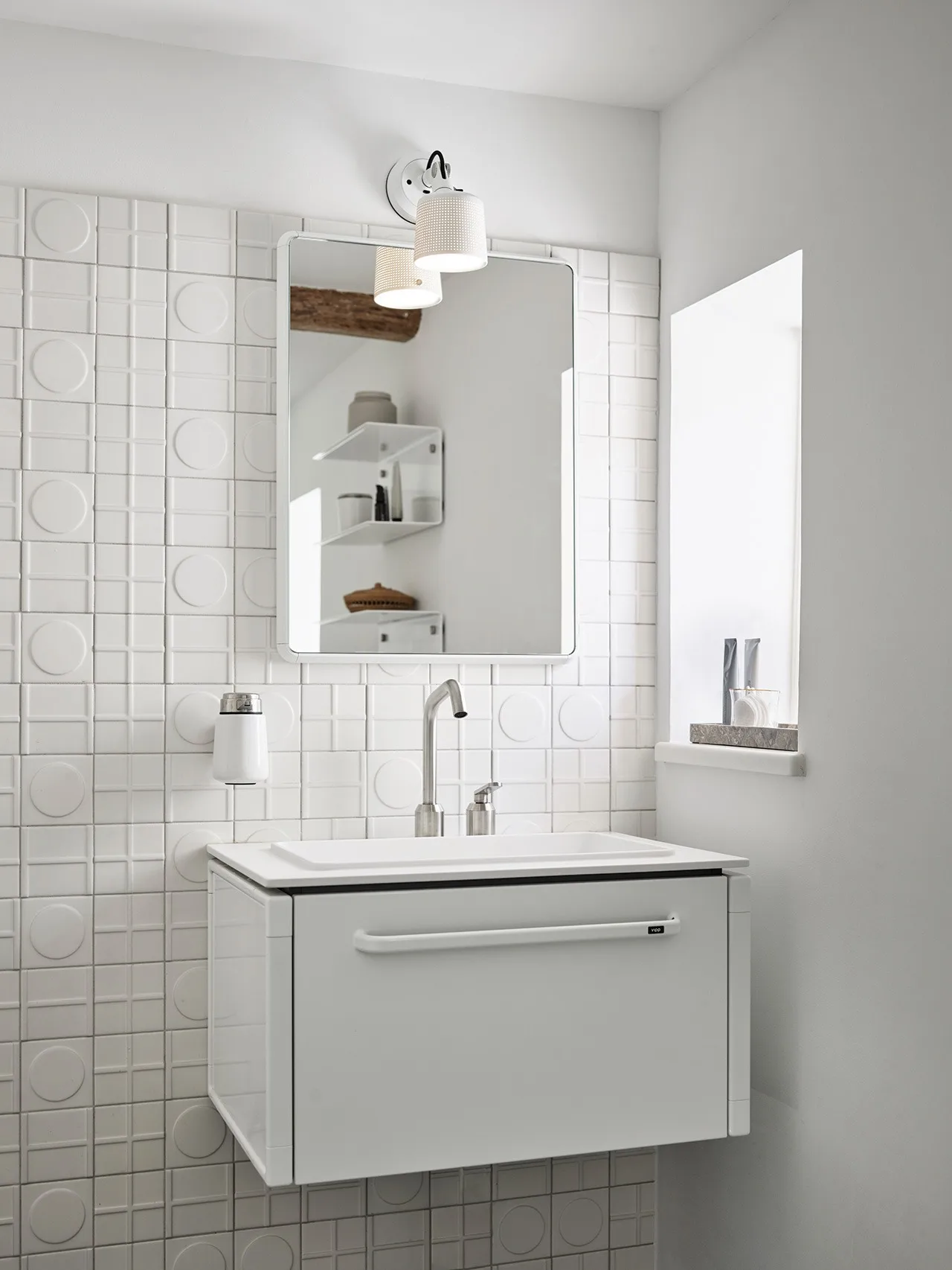 Vipp9 tvålpump vägg 400 ml, White Vipp