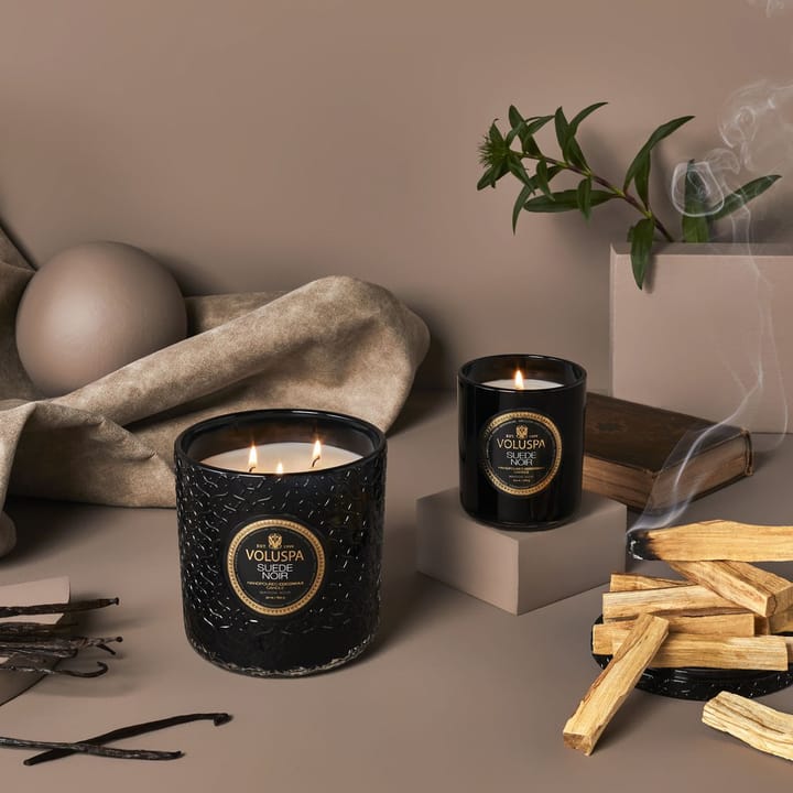 Classic Maison Noir doftljus 60 timmar, Suede Noir Voluspa