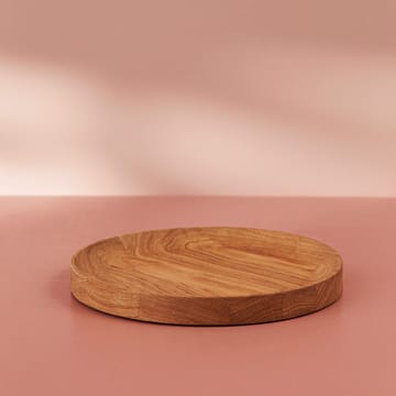 Carved Wood bricka rund - Ek - Warm Nordic