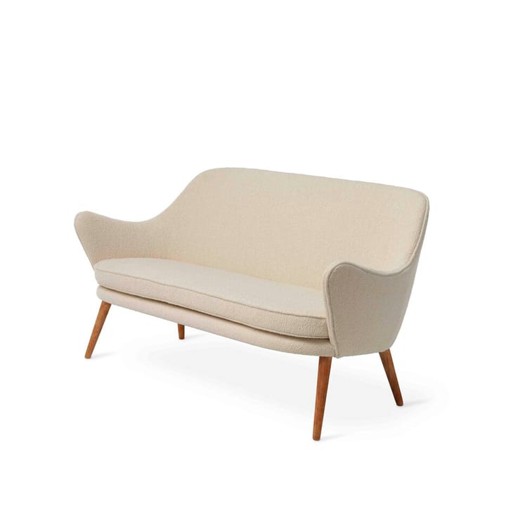 Dwell soffa - 2-sits tyg barnum24 cream, ben i rökt ek - Warm Nordic