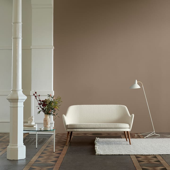 Dwell soffa - 2-sits tyg hero 511 blush, ben i rökt ek - Warm Nordic