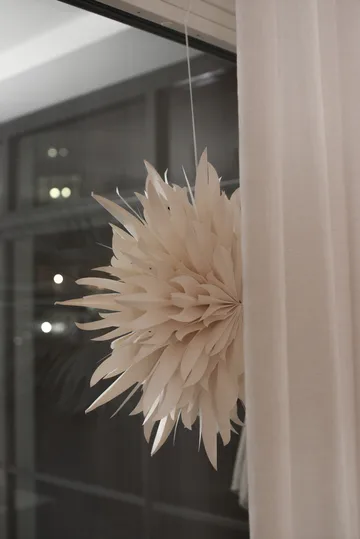 Eldig julstjärna Ø70 cm - Vit - Watt & Veke