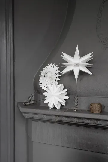 Sputnik toppstjärna Ø25 cm - Vit - Watt & Veke