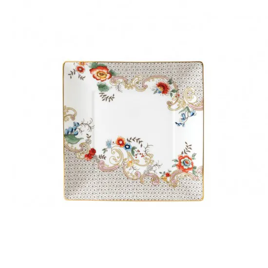 Wonderlust fat, rococo flowers Wedgwood