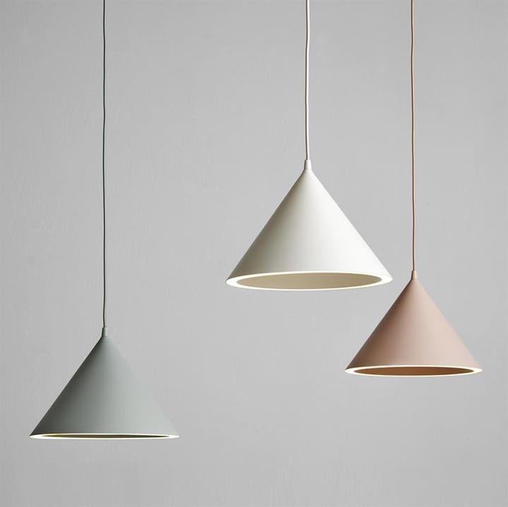 Annular taklampa, mint Woud