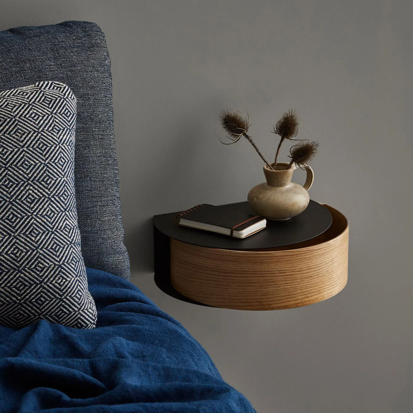 Wallie wall drawer hylla, svart, ek Woud