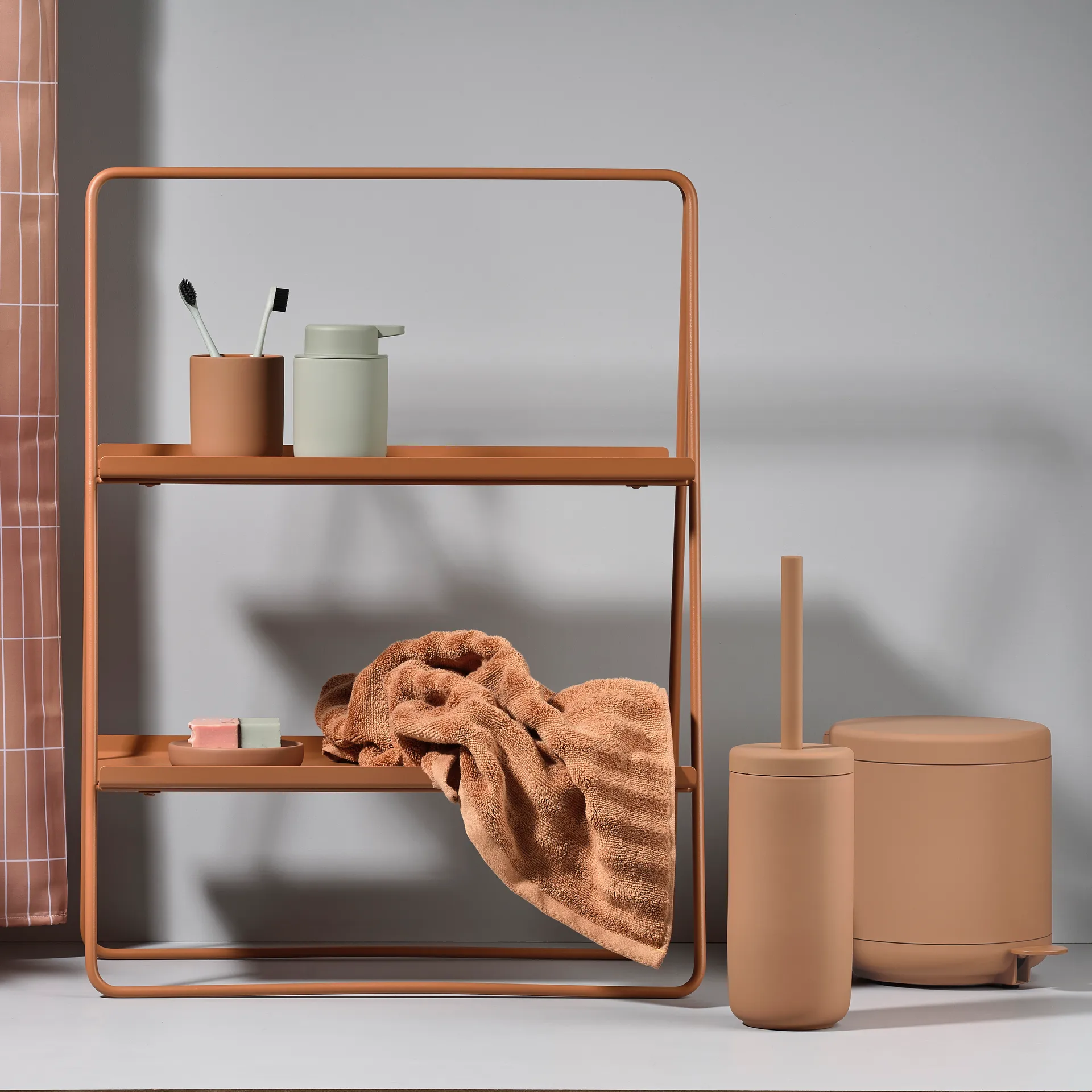 A-Table hylla, Amber Zone Denmark