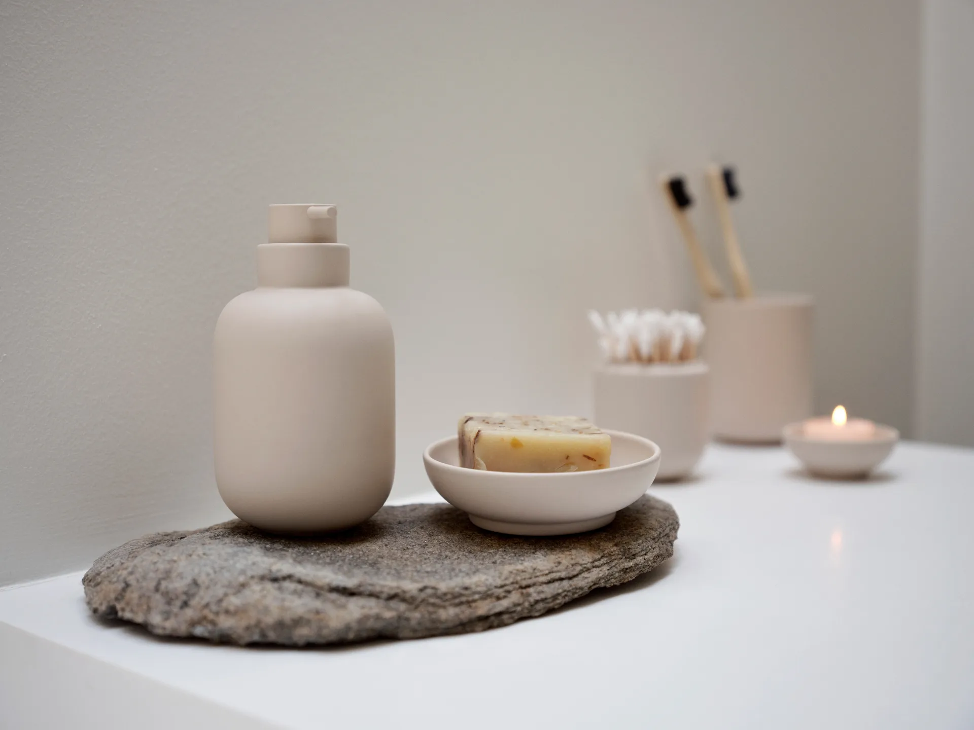 Sensu burk med lock Ø10,5x7,5 cm, Sand Zone Denmark