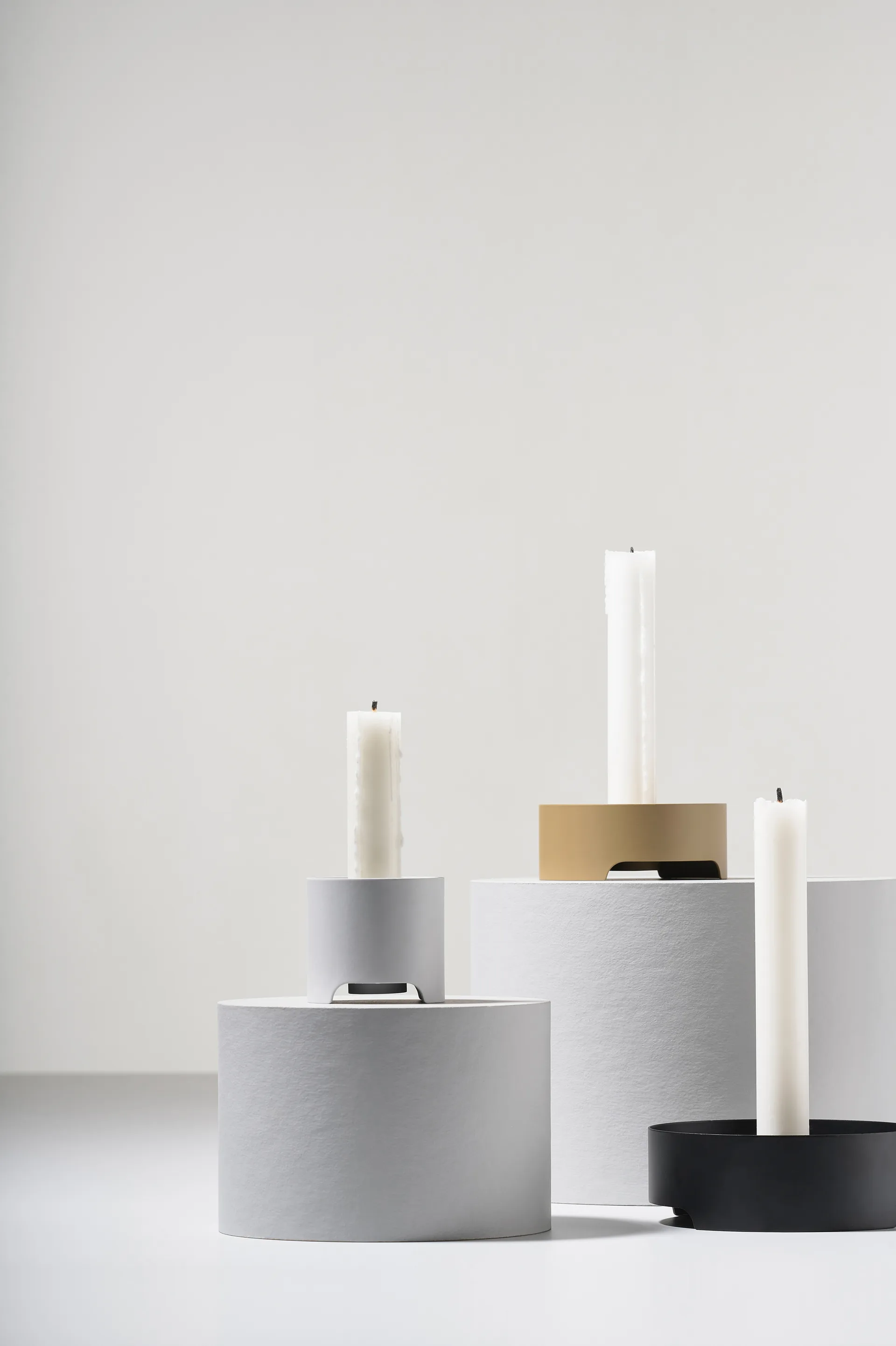 Singles ljusstake Ø9 cm, Black Zone Denmark