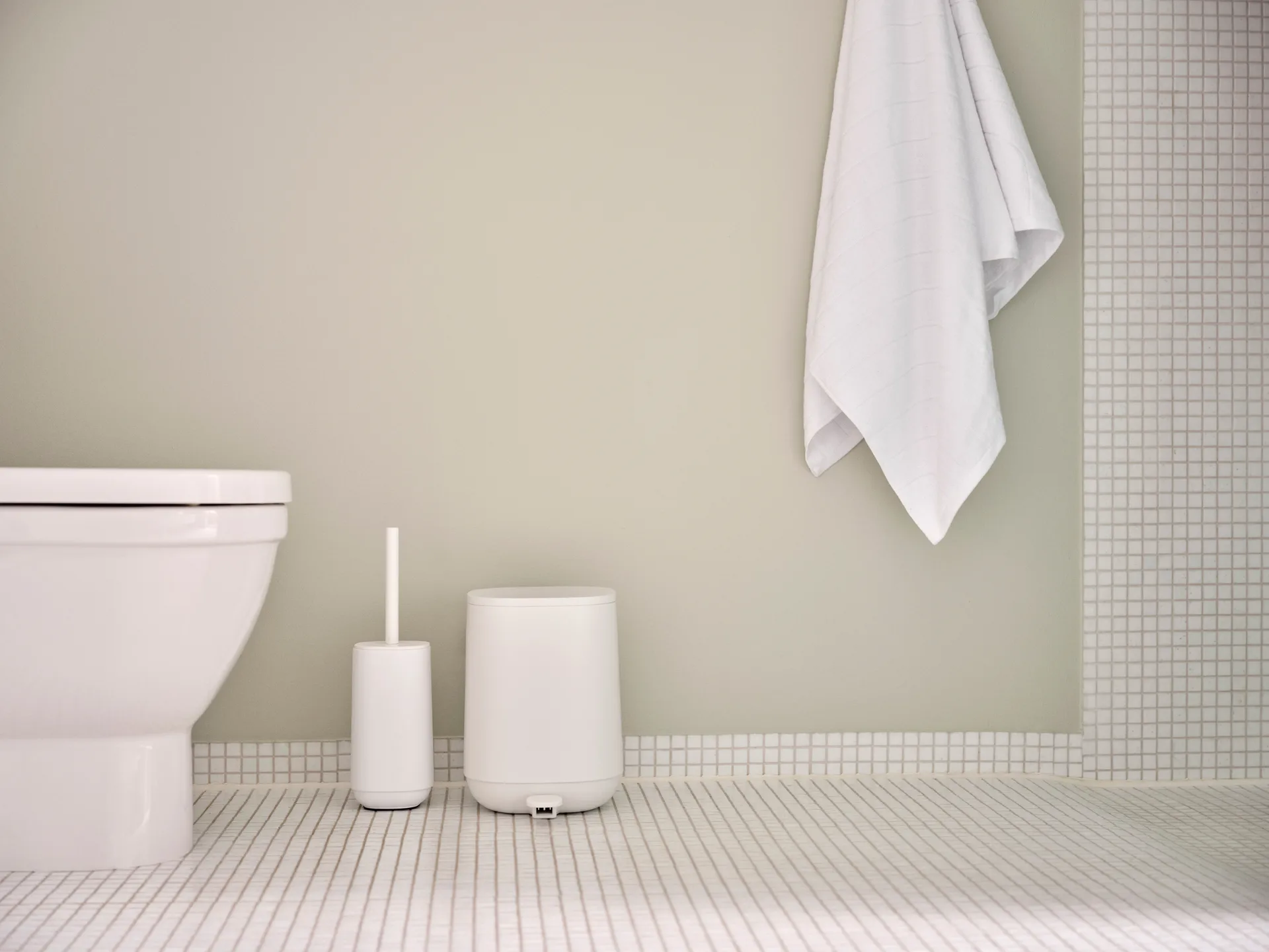 Time toalettborste 36 cm, White Zone Denmark