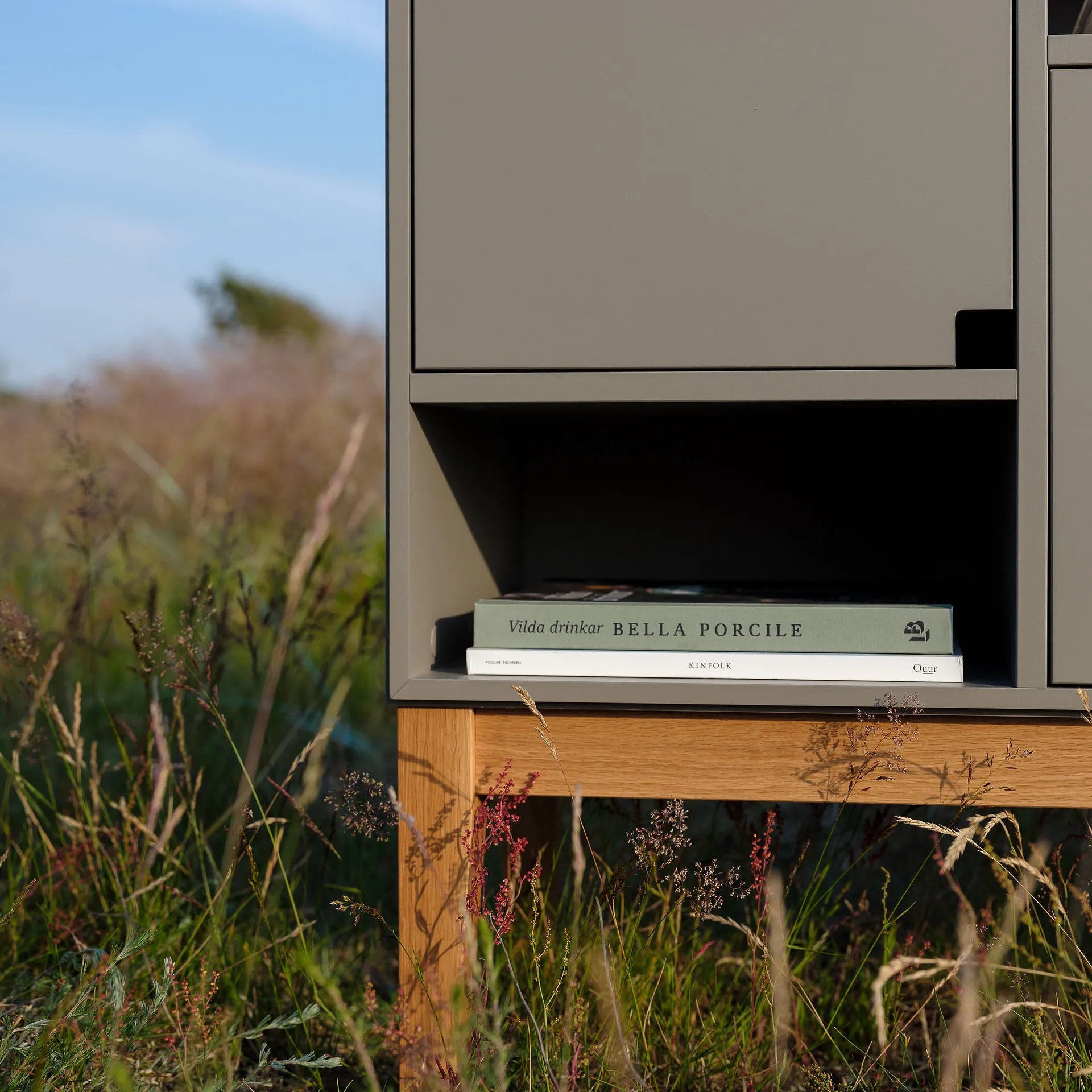 Citti 6x3 skåp, Mole grey-stativ i ek mattlack Zweed