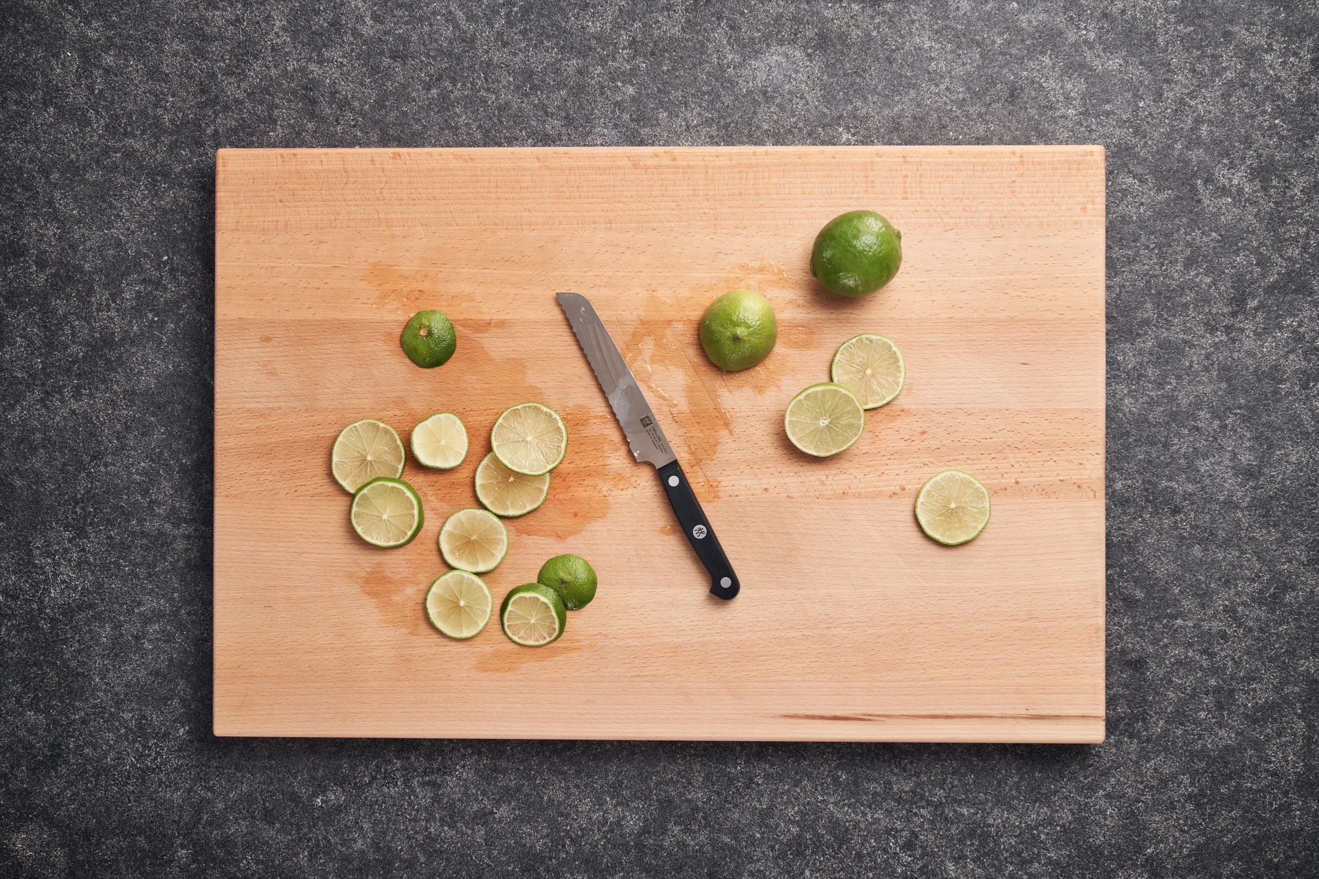 Zwilling Gourmet tandad allkniv 13 cm, Svart-rostfritt stål Zwilling