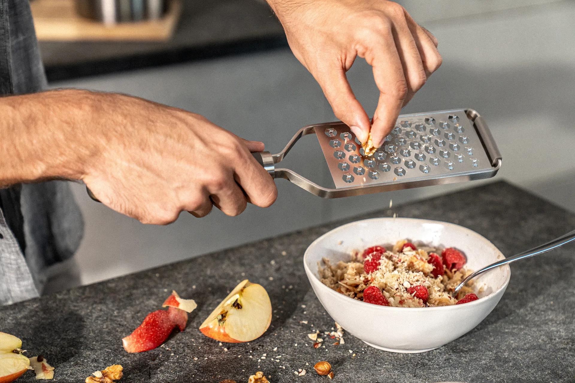 Zwilling Pro rivjärn medium Z cut 34 cm, Grå-rostfritt stål Zwilling