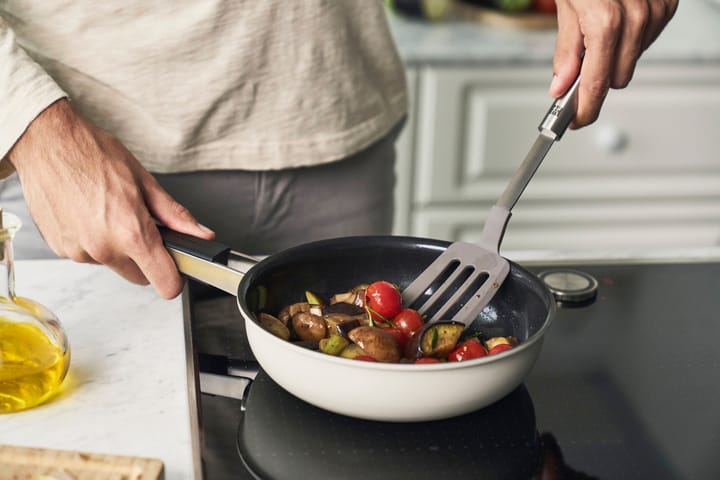 Zwilling Pure stekpanna Ø24 cm, Elfenbensvit Zwilling