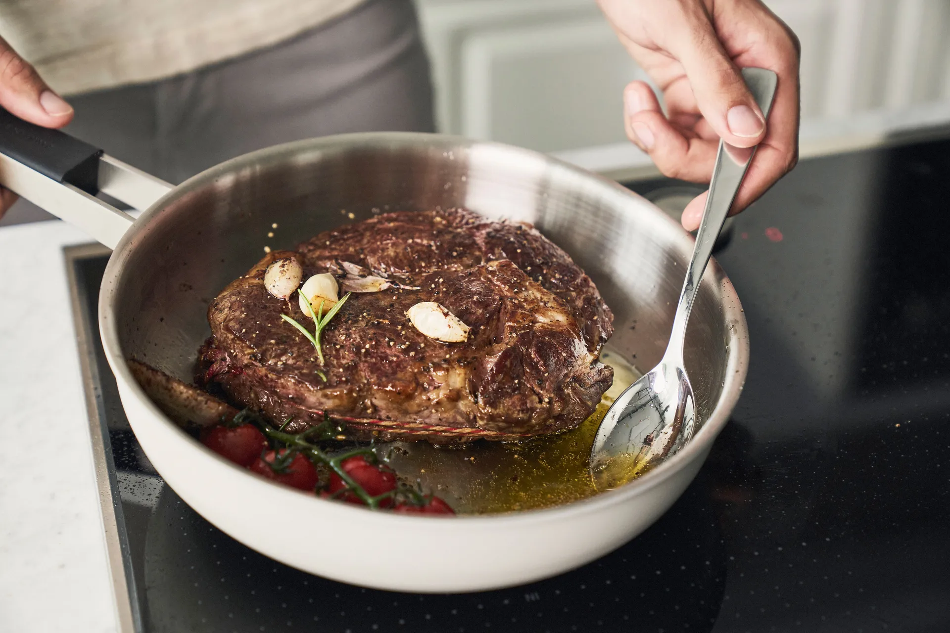 Zwilling Pure stekpanna Ø28 cm, Elfenbensvit Zwilling