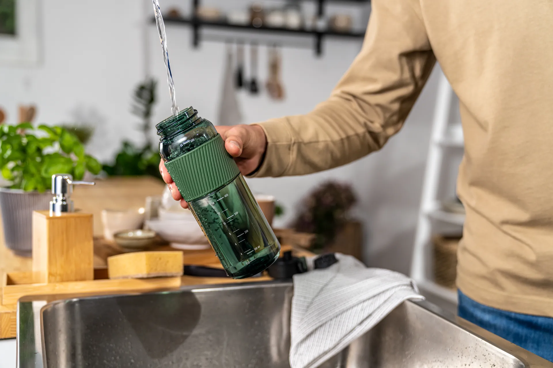 Zwilling vattenflaska 68 cl, Mörkgrön tritan Zwilling