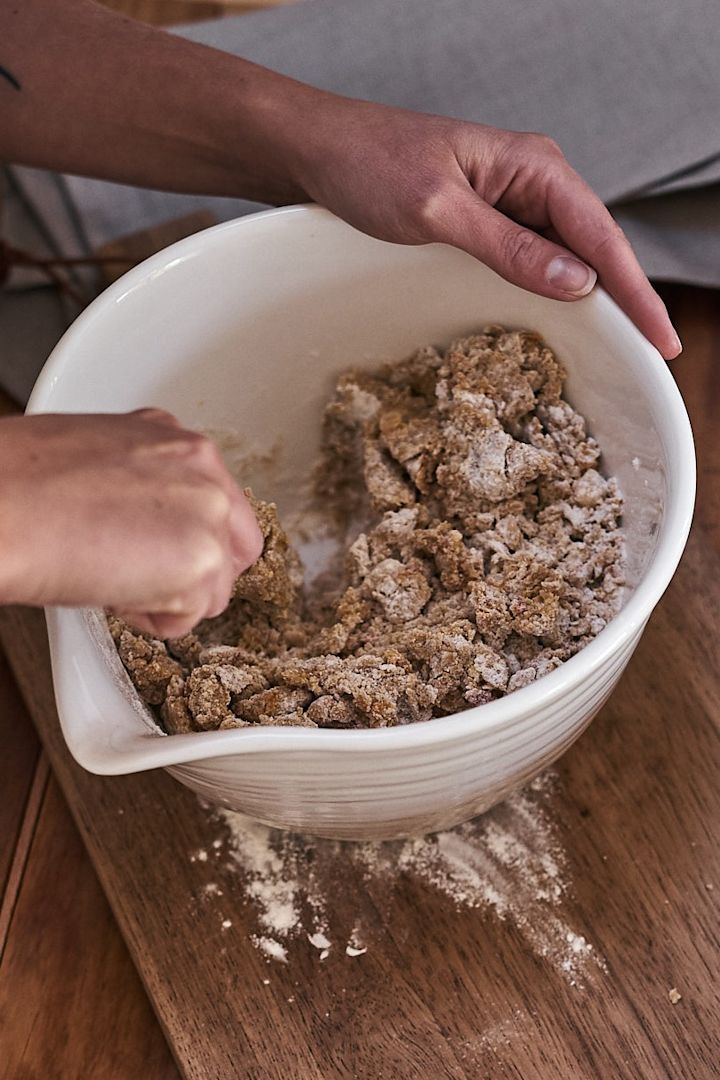 Förnya ditt kök med 11 praktiska & snygga kökstillbehör för enklare matlagning - här ser du Ernst spillkum som är perfekt redskap i ditt kök.