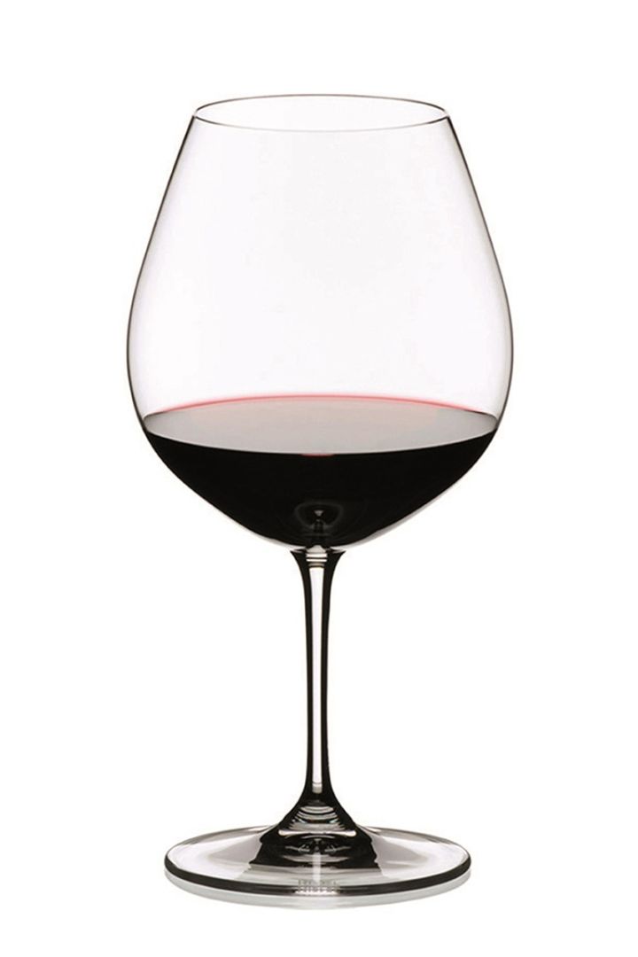 En stor kupa på rödvinsglaset hjälper till att ta fram vinets arom & smak. Vinglaset Burgundy från Riedel har en bred kupa, perfekt för röda viner.
