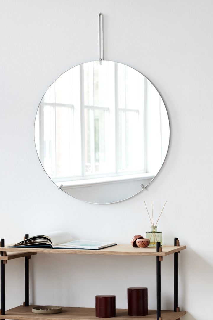 Inred med speglar för ett lyxigt hem - här är Wall spegel från Moebe i en rund tidlös form som ger ditt hem en lyxig känsla.