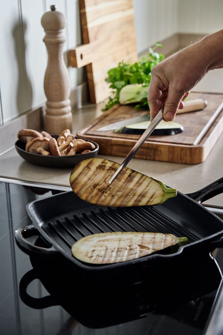 Zucchiniskivor steks i Nordwiks grillpanna.
